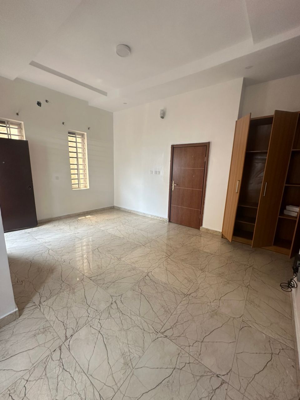 4 BEDROOM SEMI DETACHED DUPLEX FOR SALE
