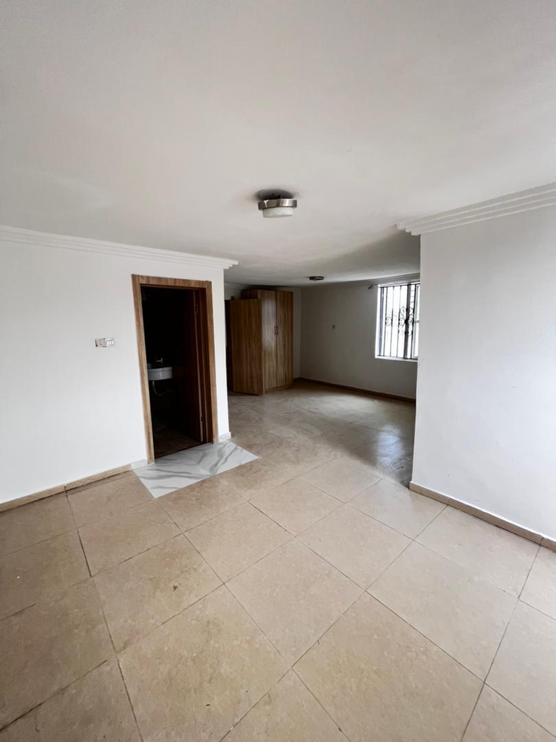 SPACIOUS 4 BEDROOM SEMI-DETACHED DUPLEX FOR SALE