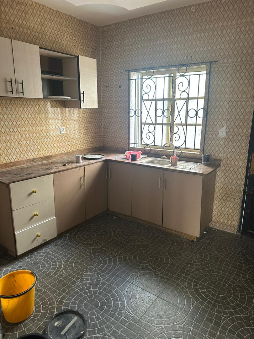 3 BEDROOM FLAT FOR RENT