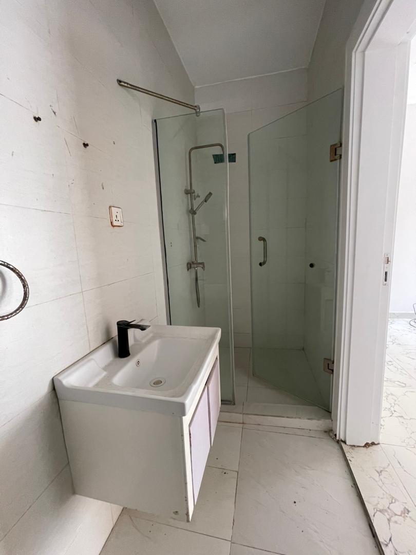 2 BEDROOM APARTMENT WITH ELEVATOR AND POOL