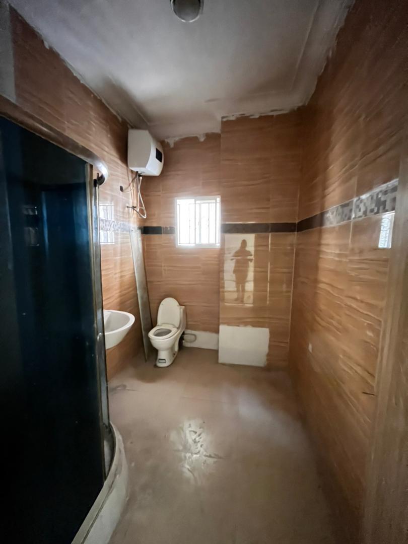 SPACIOUS 4 BEDROOM SEMI-DETACHED DUPLEX FOR SALE