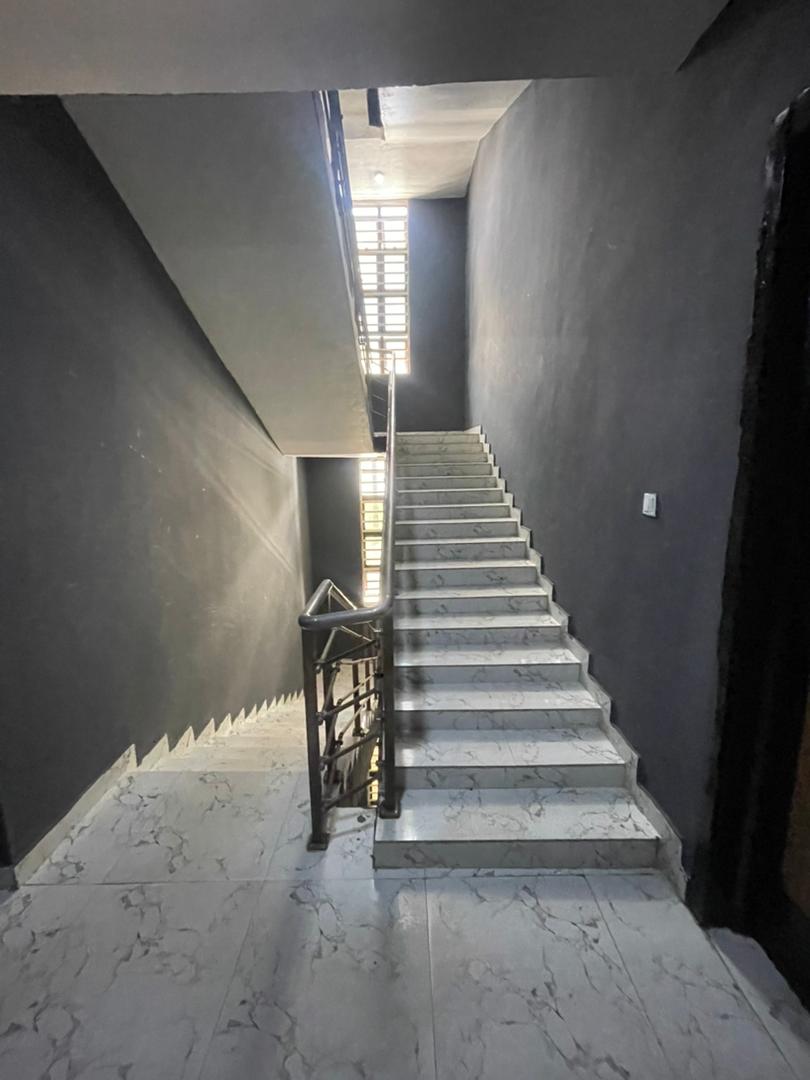 2 BEDROOM APARTMENT WITH ELEVATOR AND POOL