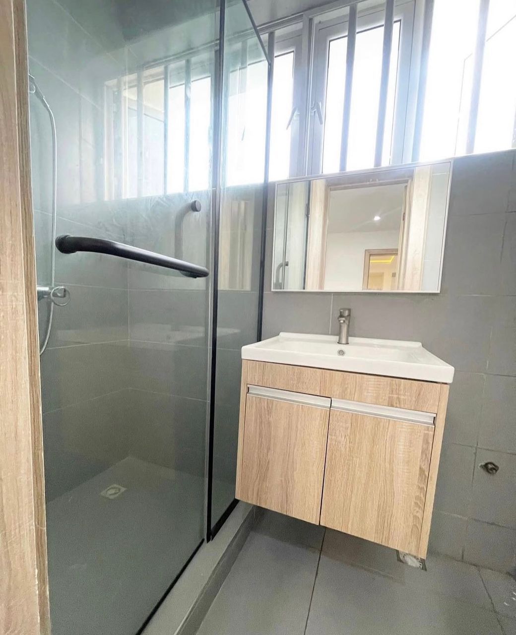 2 BEDROOM SERVICED APARTMENT FOR SALE