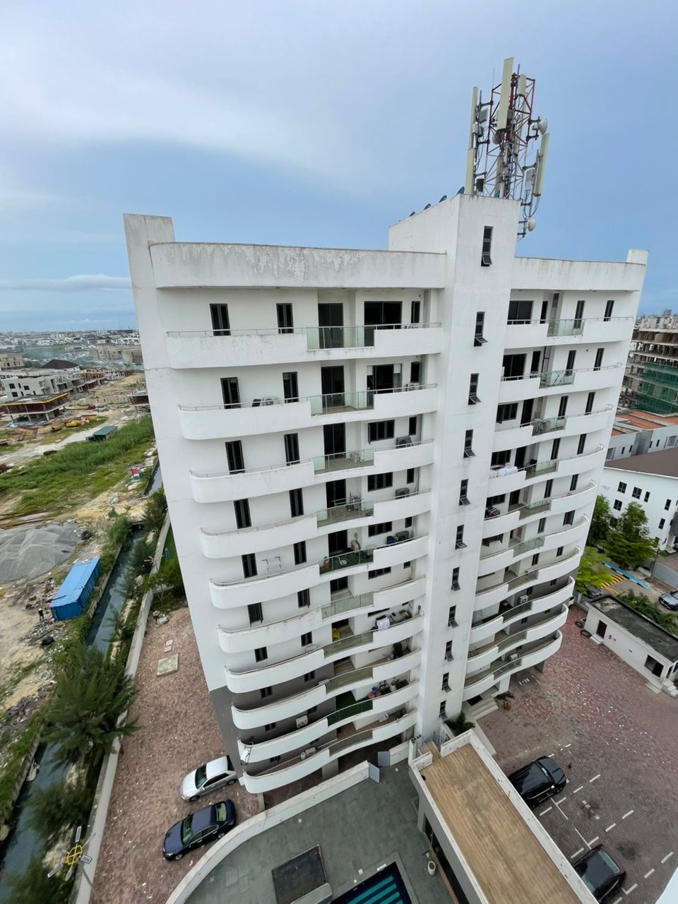 4 BEDROOM MAISONETTE PENTEHOUSE