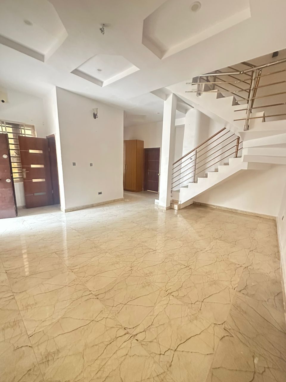 4 BEDROOM SEMI DETACHED DUPLEX FOR SALE