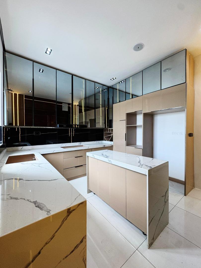 LUXURY 4-BEDROOM SEMI-DETACHED DUPLEX