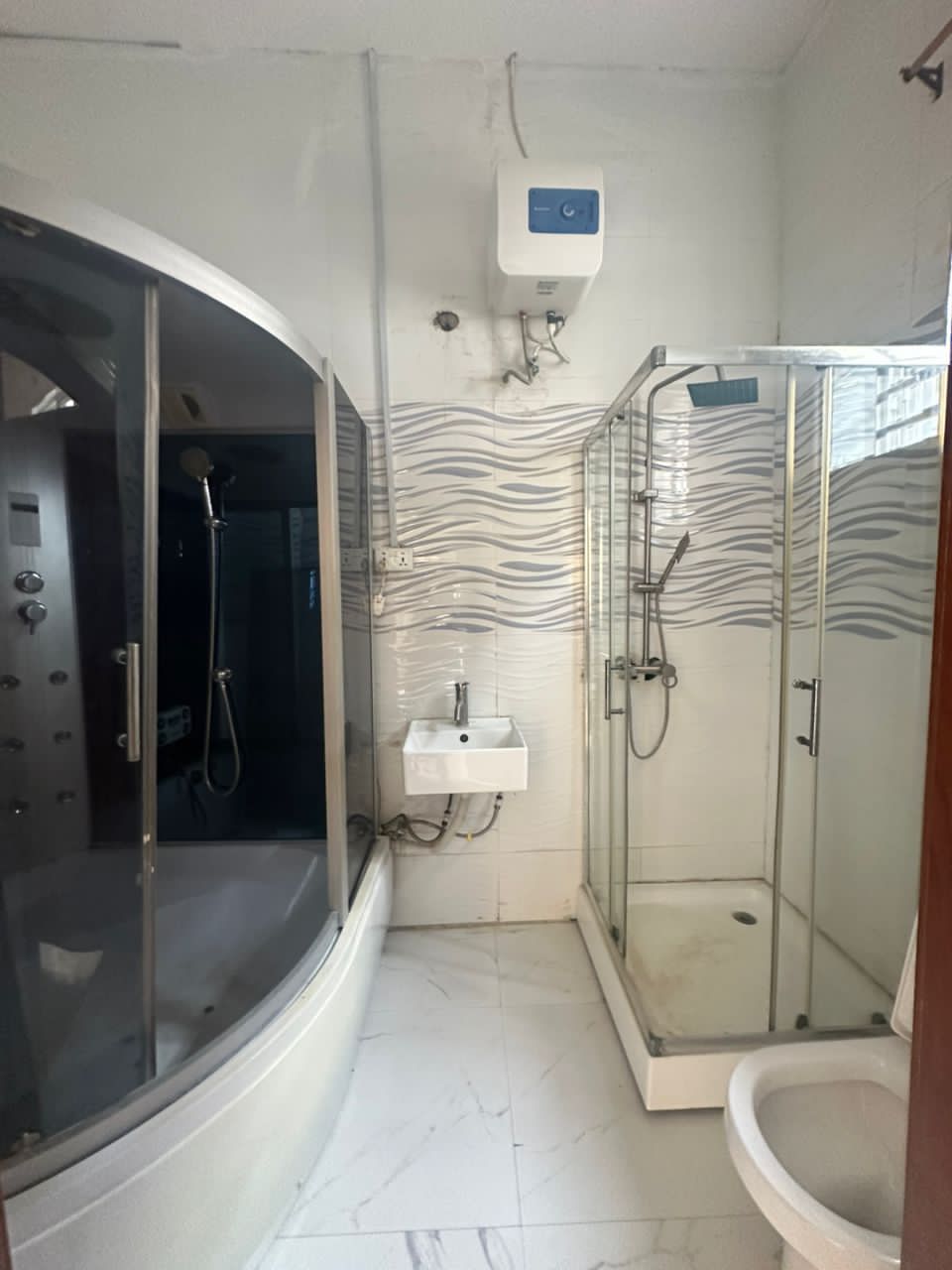 4 BEDROOM SEMI DETACHED DUPLEX FOR SALE