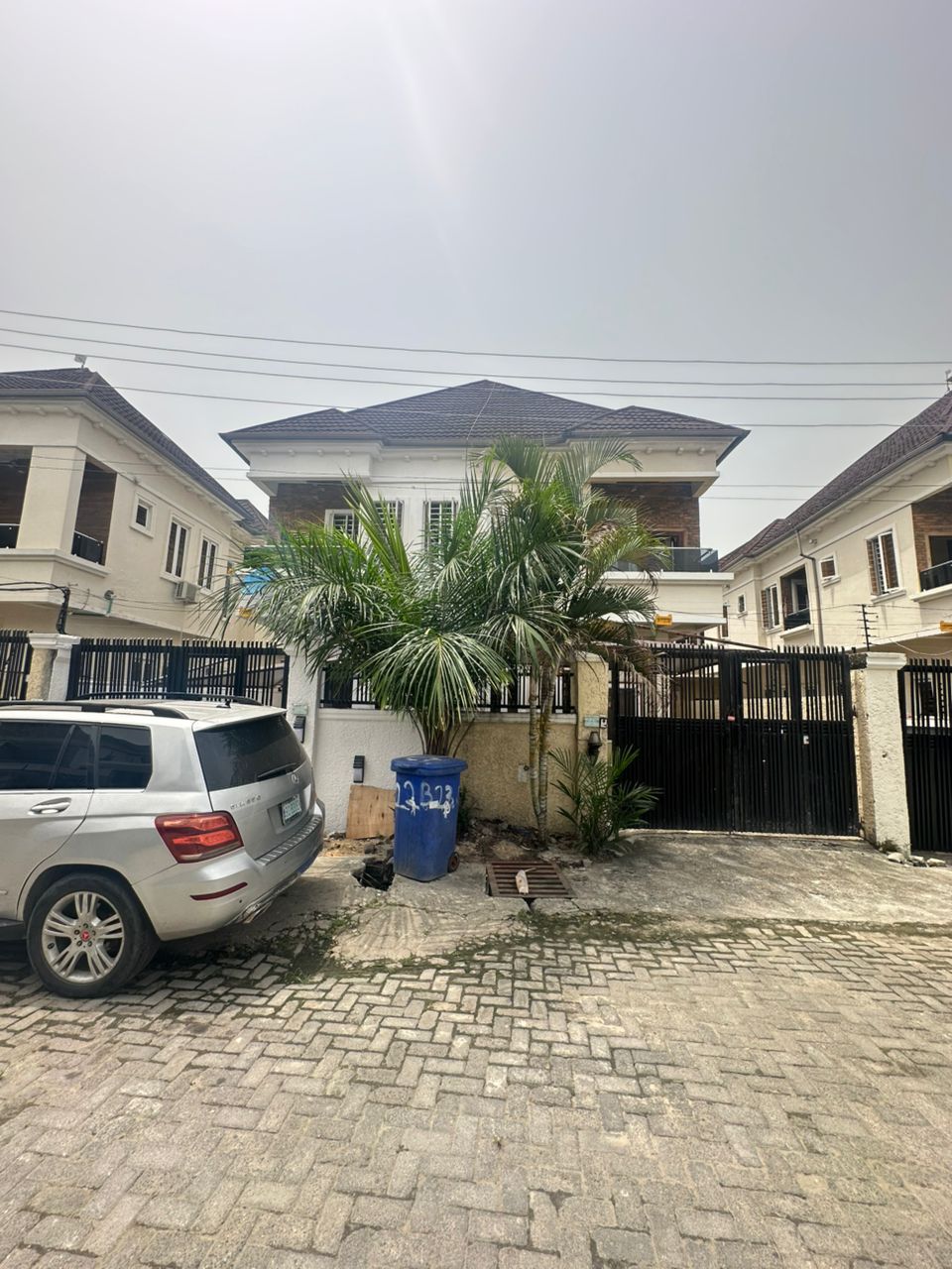 4 BEDROOM SEMI DETACHED DUPLEX FOR SALE